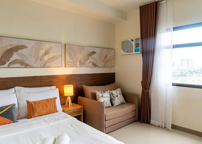 Apartment Bright & View At Casa Mira Towers